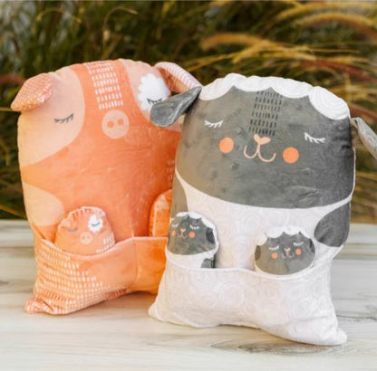 Farmstead Sheep and Pig with babies Cuddle Fabric Panel